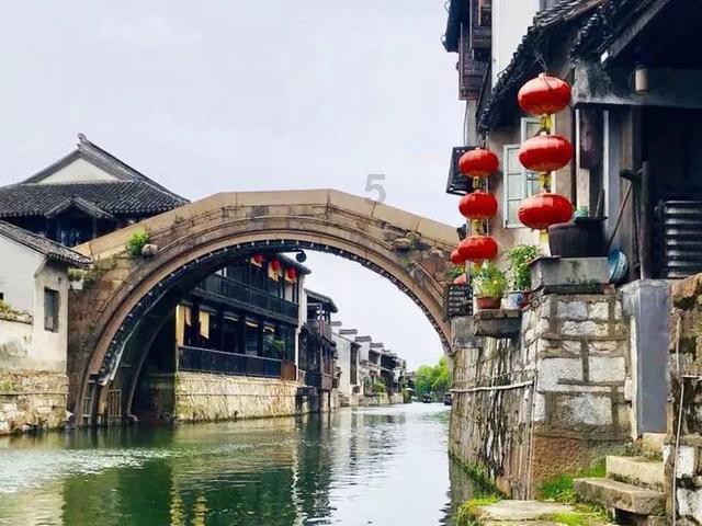 左右消消看